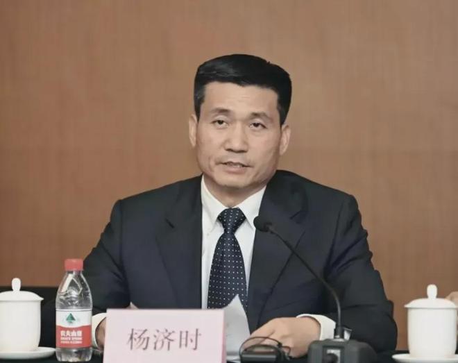 一省级农商行董事长拟提名市长候选人,曾为该行首任行长