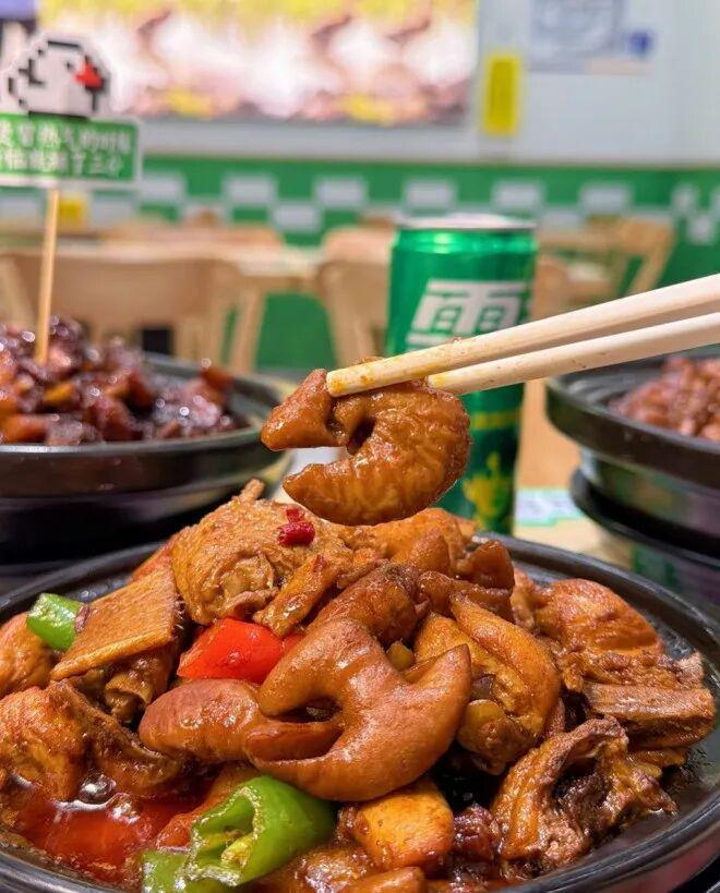 卤味巨头，集体转型做餐饮…(7)