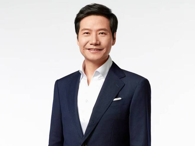 雷军两会聚焦“车与机器人”：推动人形机器人“转正”上岗，强化智驾安全教育
